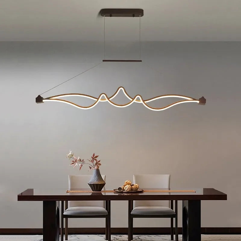Simple and modern aluminium lamp for indoor lighting