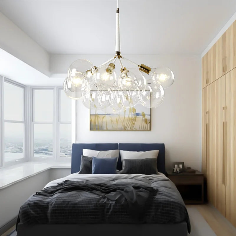 Modern glass pendant light for elegant interior decoration - vue 3 sur 24