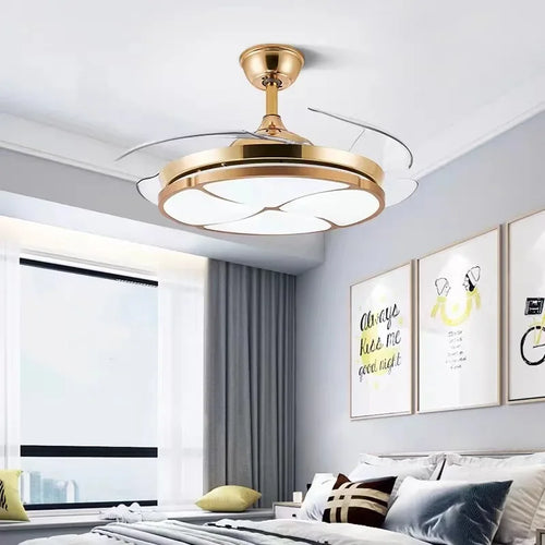 Modern silent ceiling light with integrated fan - vue 2 sur 12