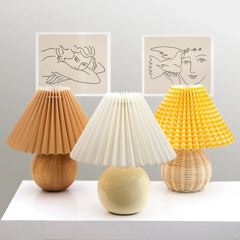 modern wooden and rattan table lamp for interior decoration