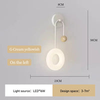 Modern heart-shaped wall light for children's bedroom