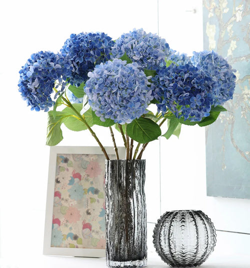 Silk artificial hydrangea bouquet for weddings and festive decorations - vue 2 sur 19