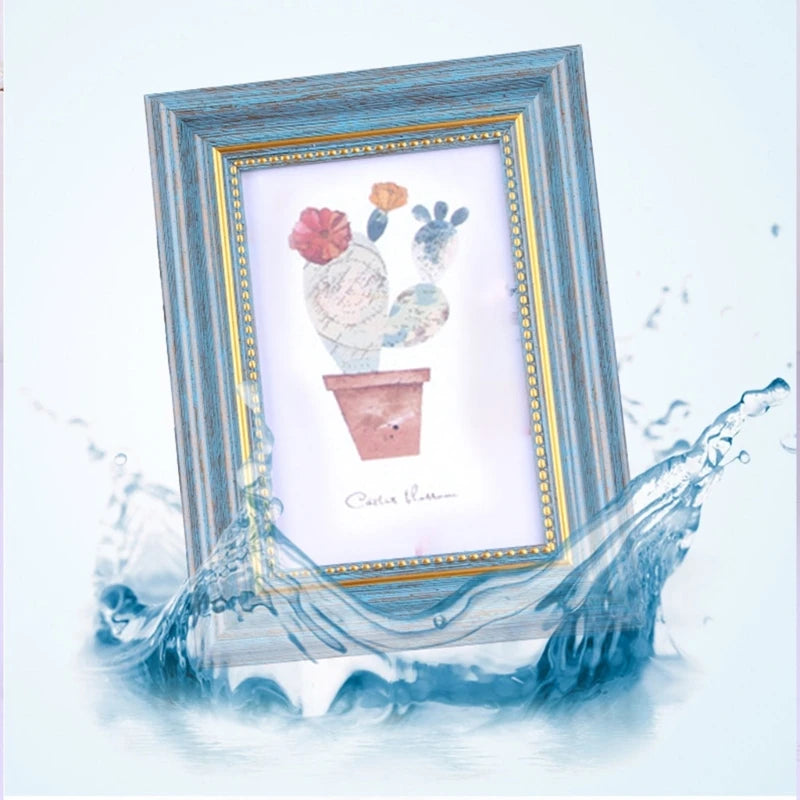 Classic photo frames for wall and table decoration - vue 4 sur 11