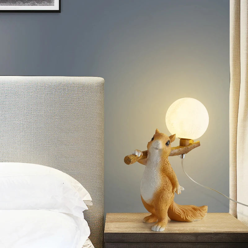 Nordic creative LED cartoon squirrel table lamp for children’s room and bedroom
