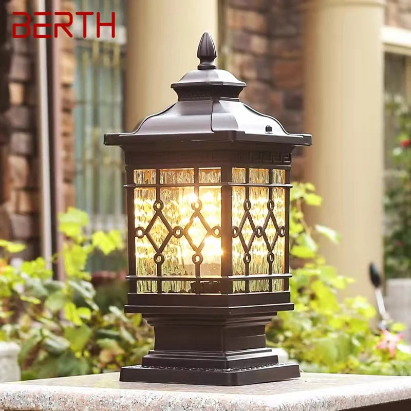 Classic outdoor LED post light waterproof retro garden lamp