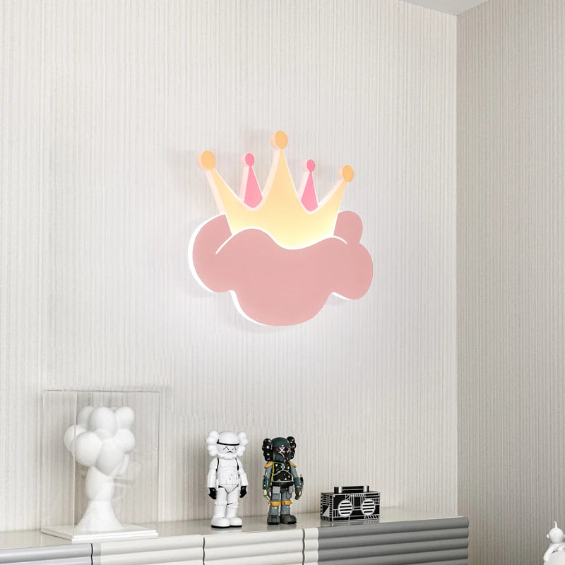 Crown wall light with remote control for children's room - vue 3 sur 9