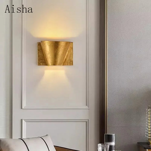 American retro wall light for elegant and warm lighting - vue 4 sur 7