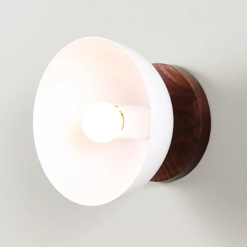 Nordic solid wood and brass modern ceiling light for decoration - vue 8 sur 8