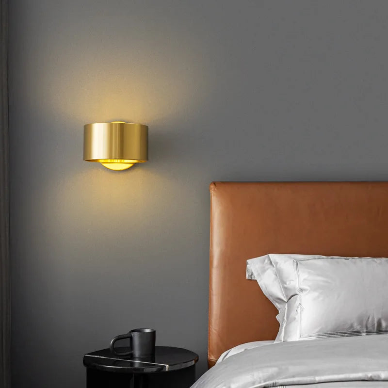 High-quality mini brass wall light