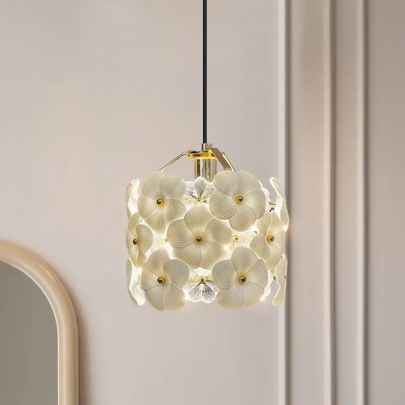 Romantic French art chandelier with decorative LED light - vue 4 sur 8