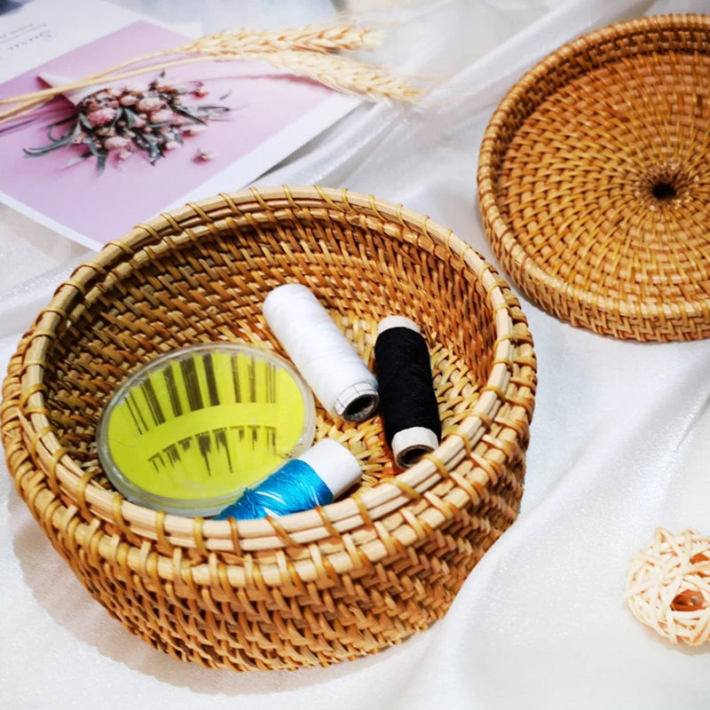 handmade rattan picnic basket with lid - vue 4 sur 7