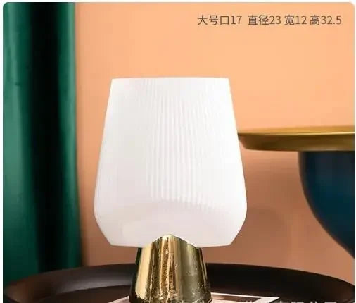 lightweight glass vase for Nordic decoration and floral arrangement
