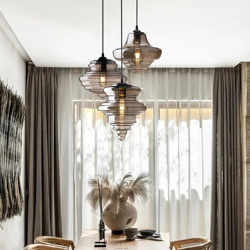 Vintage industrial glass pendant light for artistic lighting - vue 5 sur 15