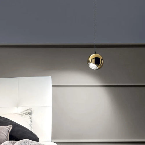 Rotating gold chrome LED pendant light ideal for bar, restaurant or café - vue 5 sur 6