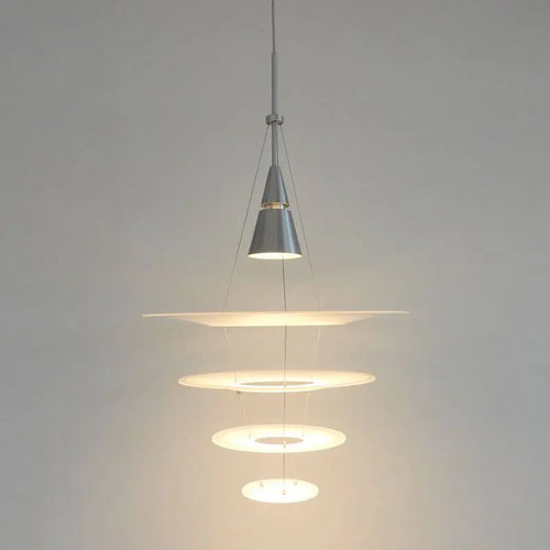 Decorative chandeliers for living rooms and modern spaces