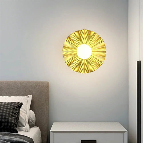 Nordic round metal LED wall light for modern interiors - vue 4 sur 23