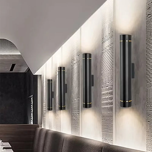 modern aluminum wall light for elegant interior lighting - vue 5 sur 8