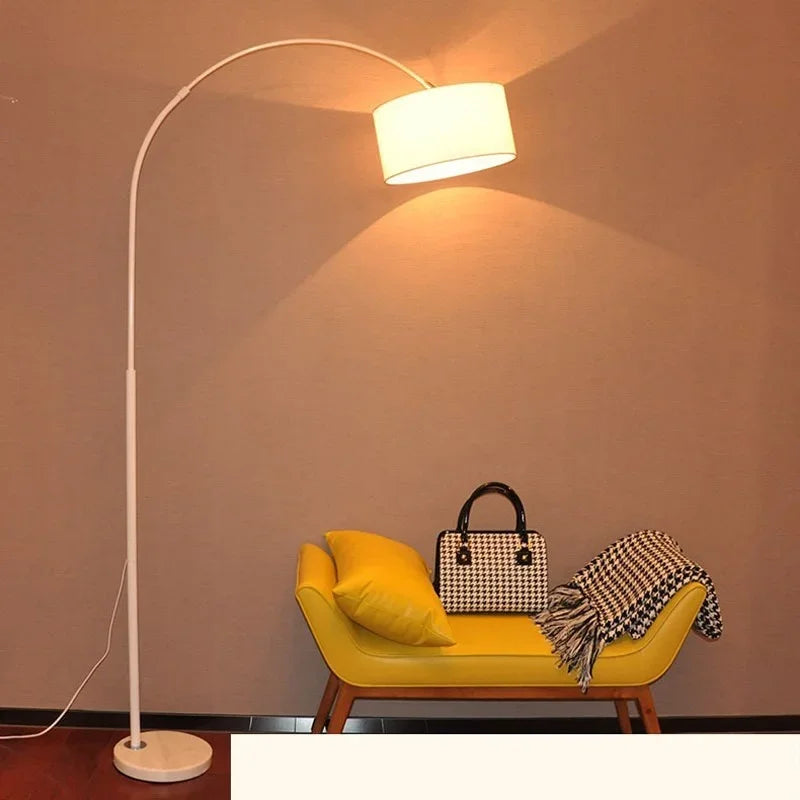 Adjustable LED floor lamp with remote control for interior decor - vue 4 sur 10