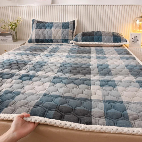 soft plush student mattress topper for single or double bed - vue 9 sur 18