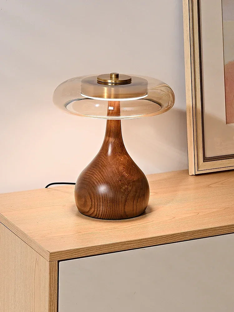 Creative French retro bedside lamp for interior decoration