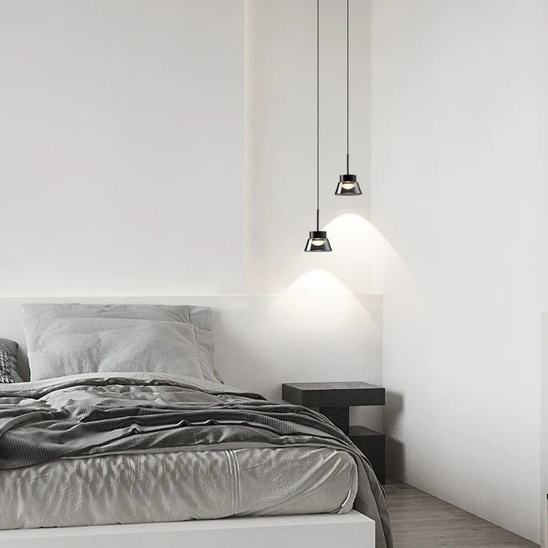 Modern glass pendant light for minimalist interior - vue 4 sur 8