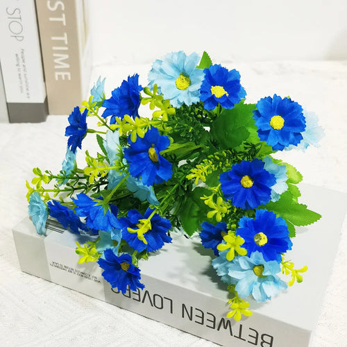 Set of uv-resistant artificial flowers for outdoor decoration