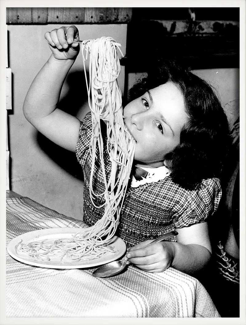Wall art poster women drinking wine and eating spaghetti home decor