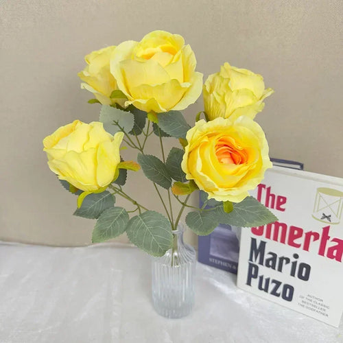 Elegant artificial silk rose bouquet for bride and home decoration - vue 2 sur 16