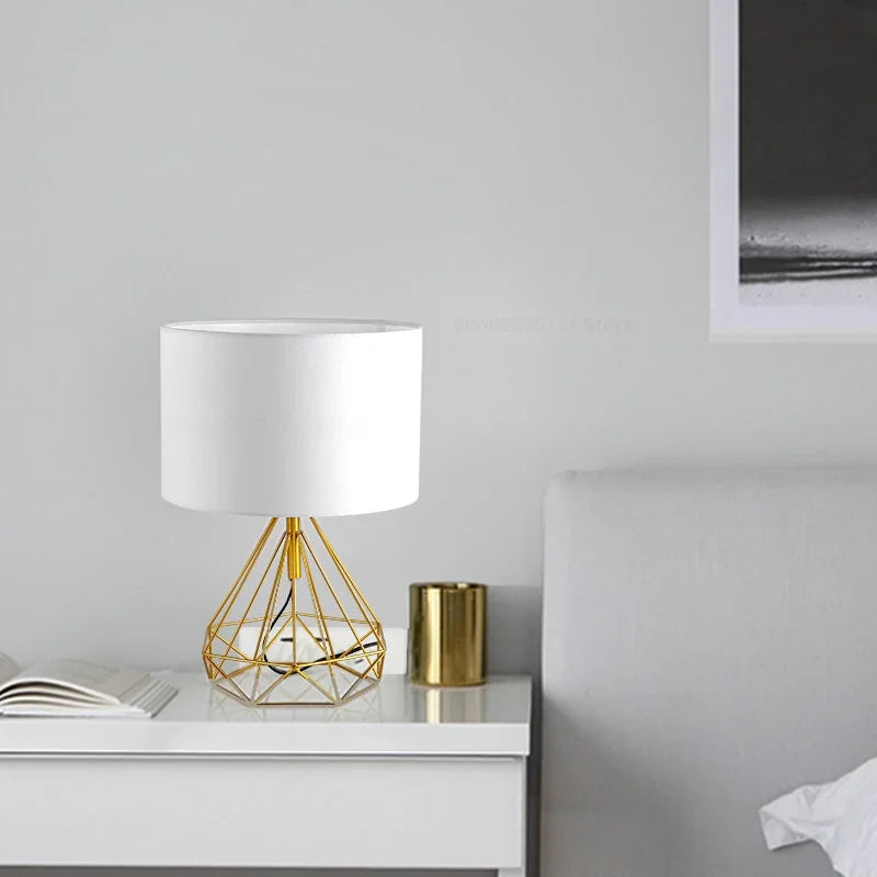 Creative nordic retro geometric table lamps for interior decoration - vue 4 sur 10
