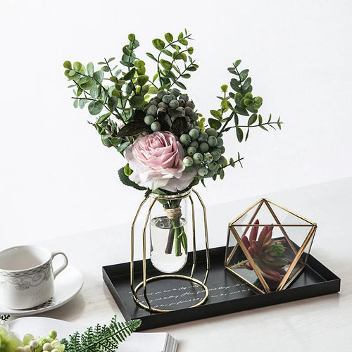 geometric wrought metal vase for modern decoration - vue 4 sur 8