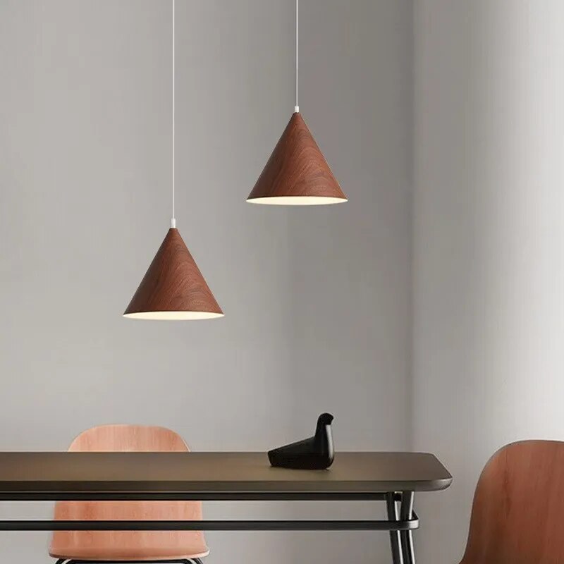 Modern solid walnut LED pendant light - vue 4 sur 10