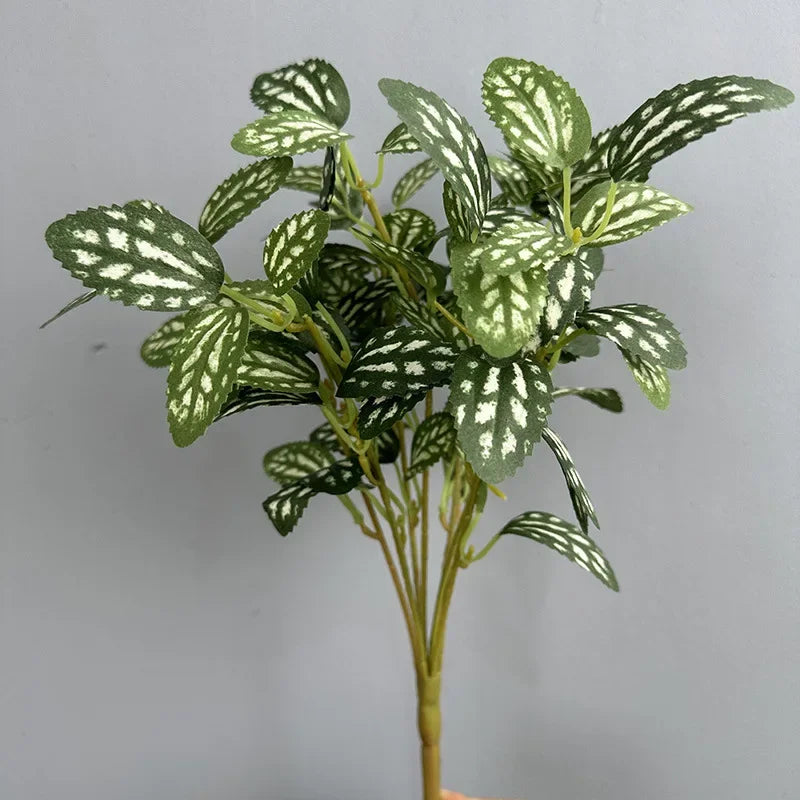 Artificial plastic leaves for indoor floral decoration