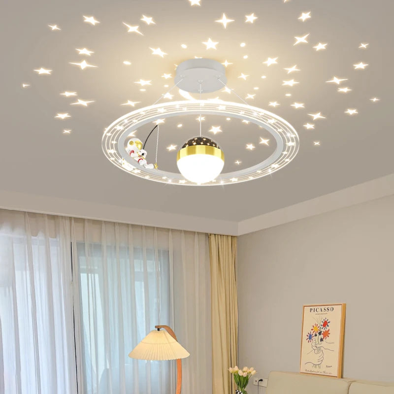 Dimmable round LED astronaut chandelier for children's room - vue 3 sur 12