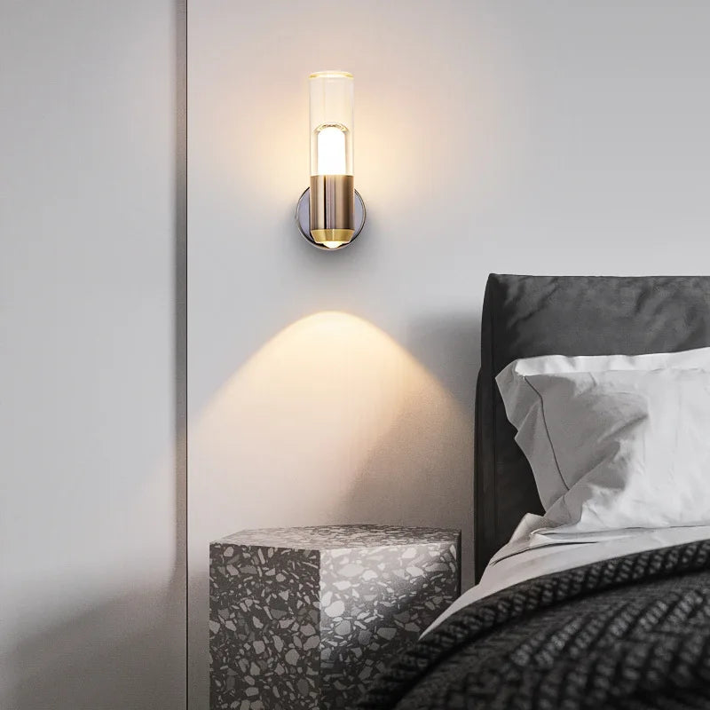 Mini clear acrylic wall light 3000K modern style - vue 3 sur 6
