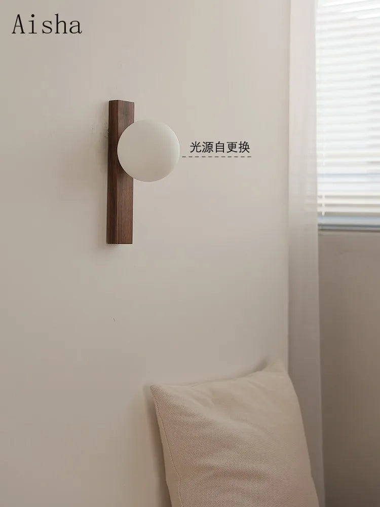 Retro walnut wall light with decorative glass - vue 4 sur 7