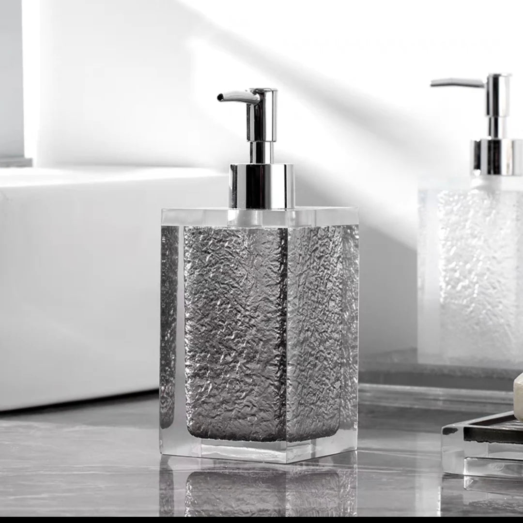 hand sanitizer dispenser resin refillable portable soap lotion - vue 11 sur 16