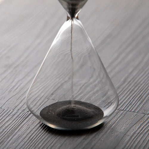 three-layer glass hourglass for Christmas decoration - vue 5 sur 7