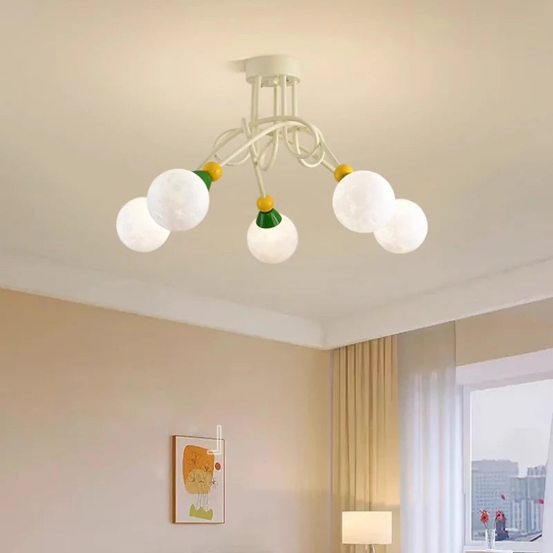 Colourful nordic chandelier for modern and simple children's room - vue 5 sur 10