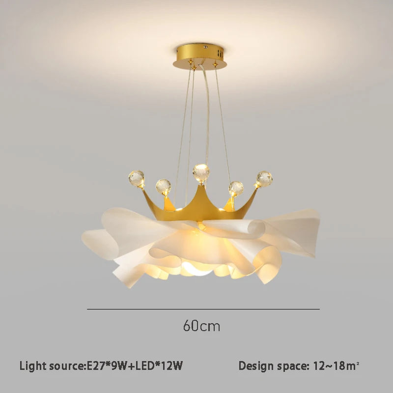 Modern crystal chandelier for a romantic and cosy decor