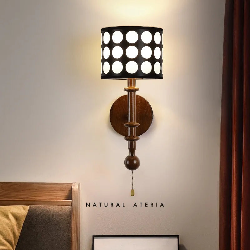 Retro medieval solid wood wall light with decorative polka dots - vue 4 sur 8
