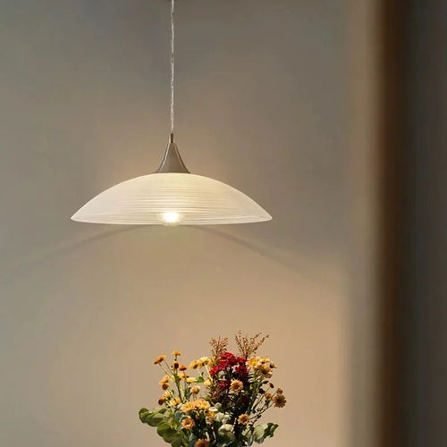 Designer glass pendant light for contemporary interiors and restaurants - vue 2 sur 7