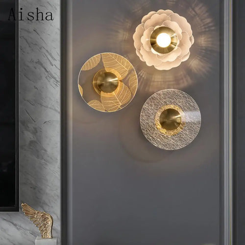 Decorative gold metal flower LED wall light - vue 2 sur 9