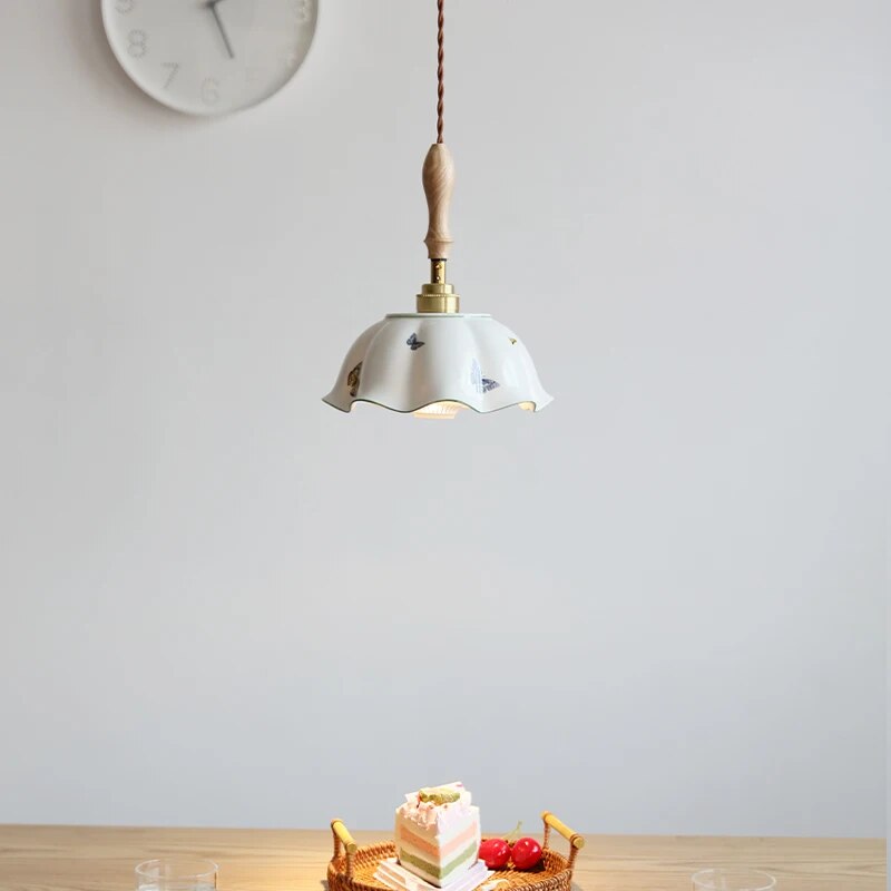 Suspension design led papillon céramique et bois - vue 4 sur 30
