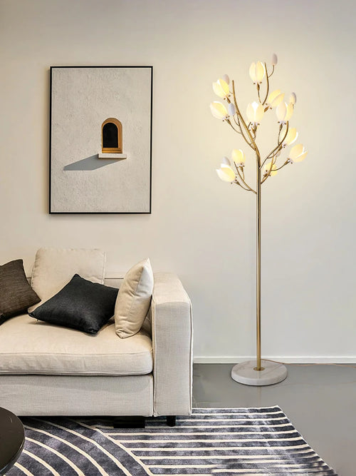 Nordic living room vertical floor lamp, simple bedroom bedside lamp, creative personalized magnolia decoration floor lamp - vue 2 sur 8
