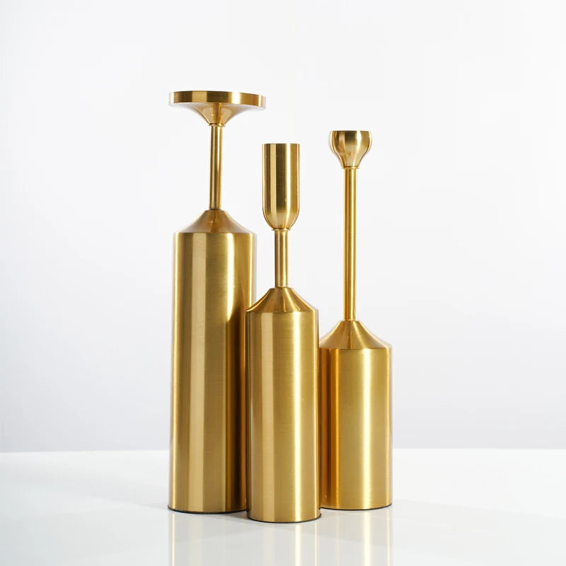 Gold plated metal candle holder for weddings and elegant decoration - vue 9 sur 15