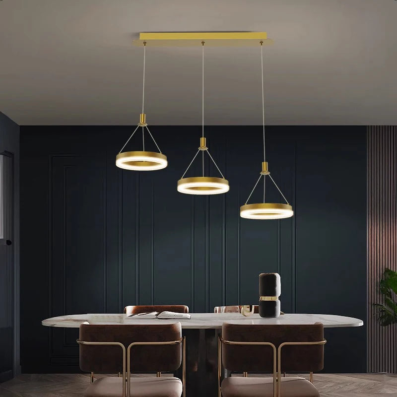 Decorative indoor chandelier with pendant lights