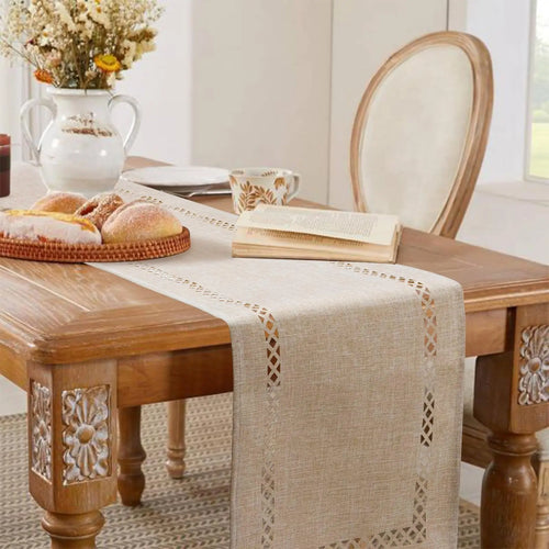 Modern openwork linen table runner - vue 4 sur 13