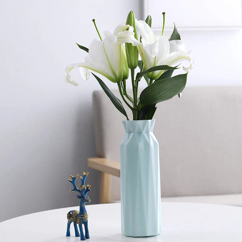 modern plastic vase for nordic floral decoration