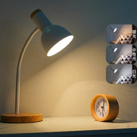 Adjustable desk reading lamp