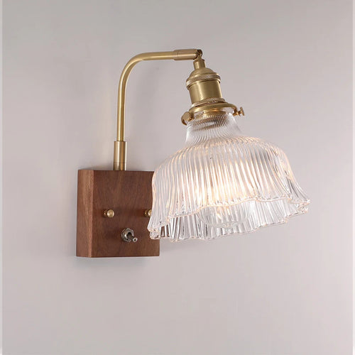 Minimalist Japanese wall light in wood and vintage glass - vue 6 sur 12